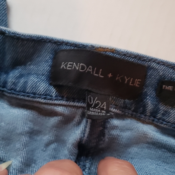 Kendall + Kylie The High Rise Slim Straight Jeans 0/24 - Picture 4 of 9